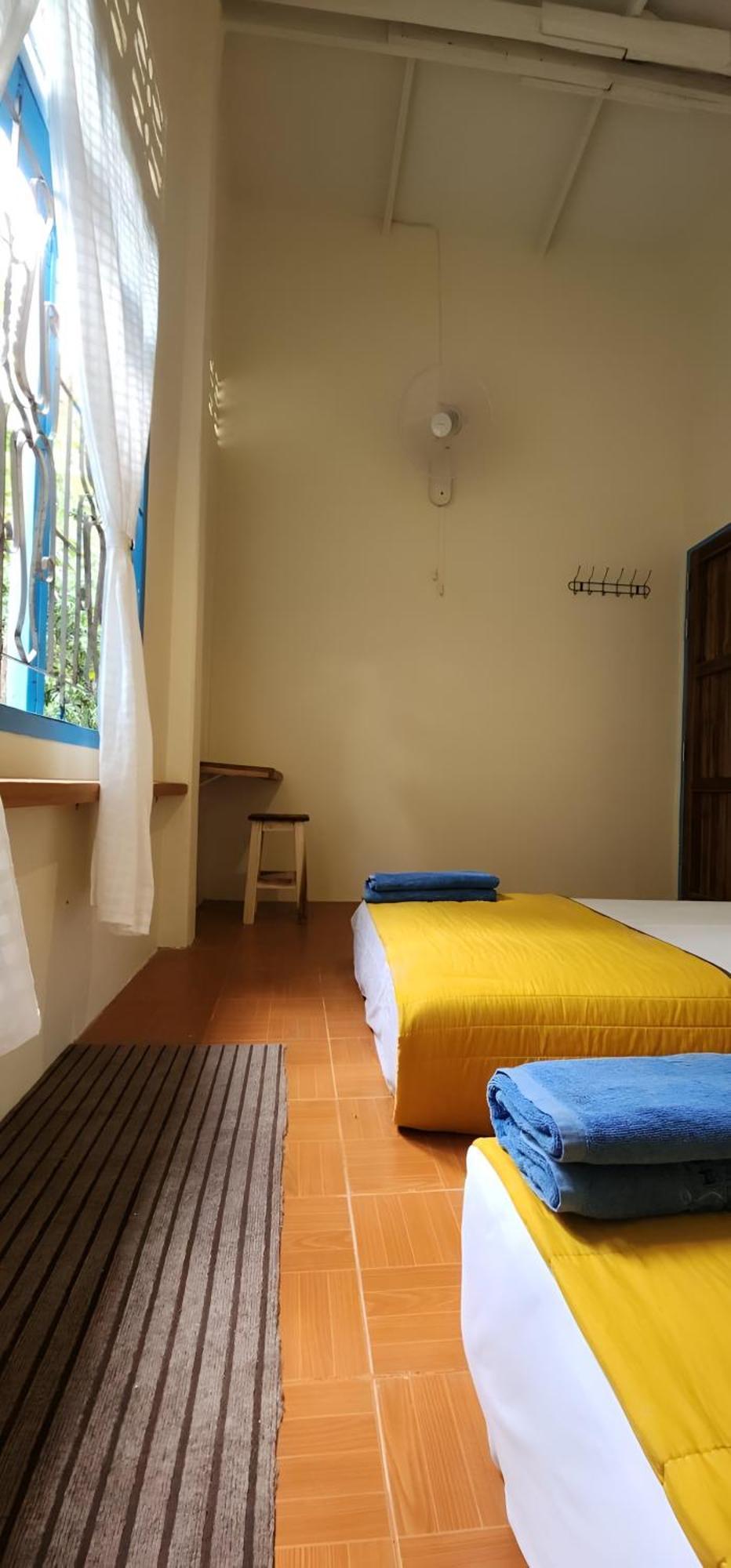 Baan Hinlad Home And Hostel (Adults Only) Lipa Noi Exterior photo