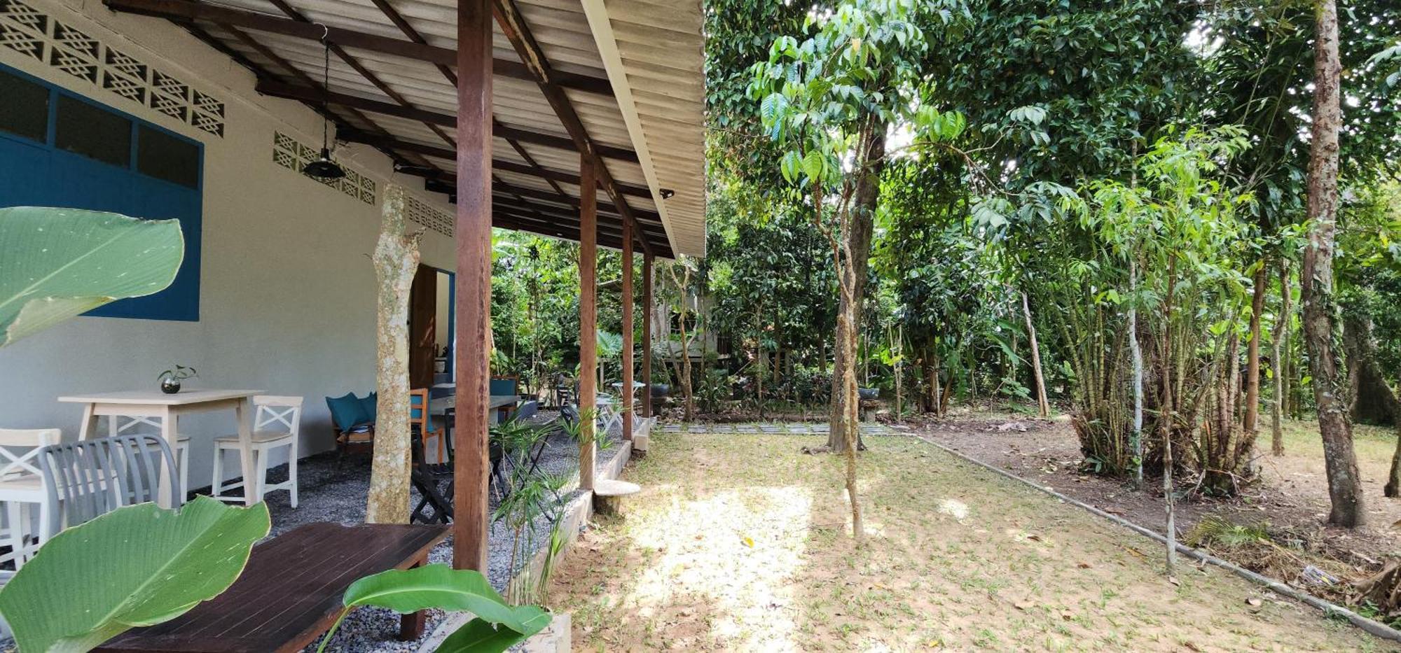 Baan Hinlad Home And Hostel (Adults Only) Lipa Noi Exterior photo