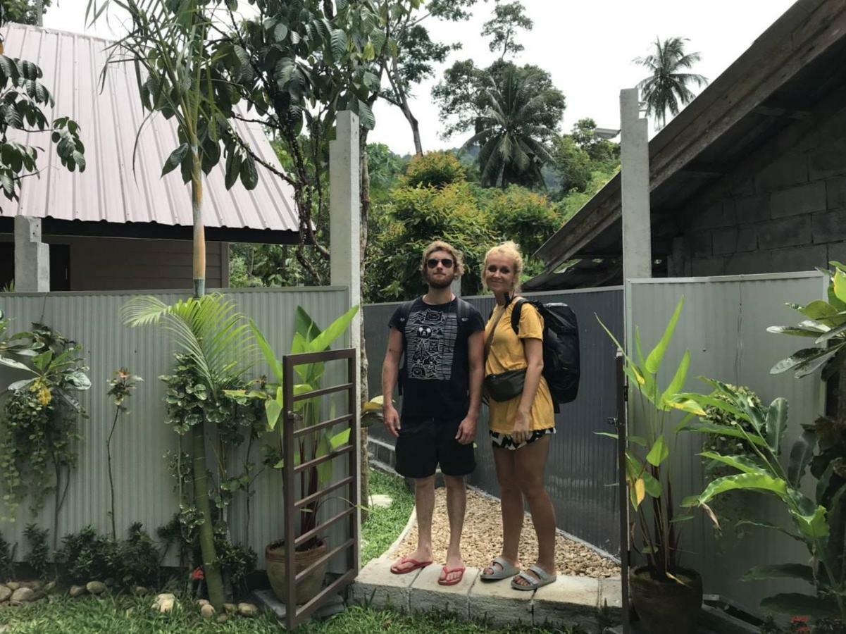 Baan Hinlad Home And Hostel (Adults Only) Lipa Noi Exterior photo